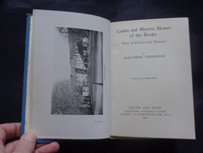 CASTLES & HISTORIC HOMES OF