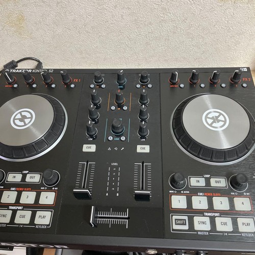 Native instruments traktor - instruments,