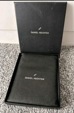 black  trifold wallet by