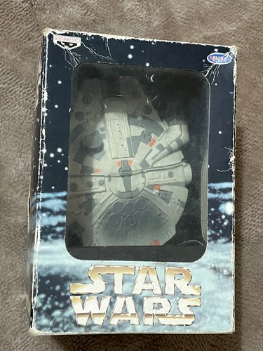 Star wars millennium falcon - wars,