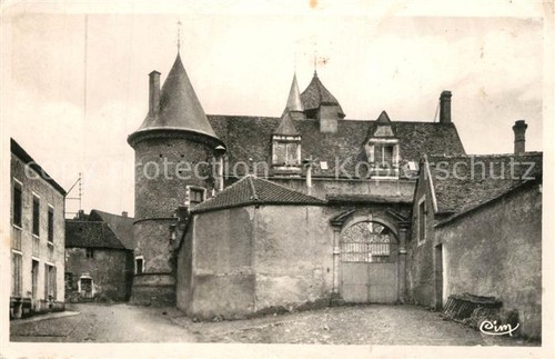 Arnay duc chateau ducal - chateau,