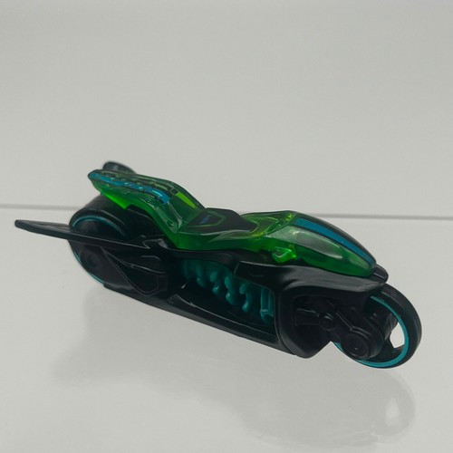 Hot wheels fly green - hot, fly-by