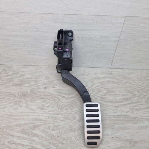 2013 volvo v60 s60 accelerator - volvo,