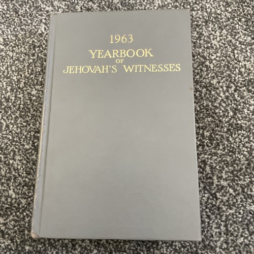 Jehovahs witnesses year - , book