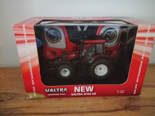 Universal hobbies valtra - universal,