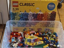 LEGO CLASSIC: Bricks Bricks