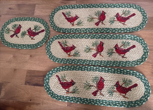 Cardinals pine limbs small - cardinals,