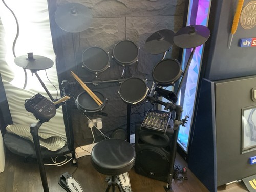Alesis nitro drum kit full - drum,