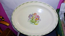 oval platter with the "Parrot Tulip" pattern by British designer Susie Cooper