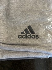 BNWT UNISEX ADIDAS WINTER NECK