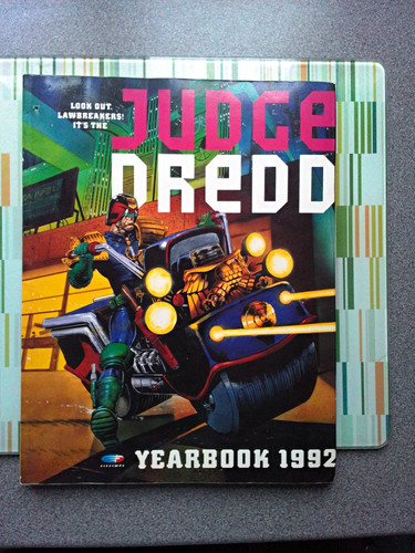Judge dredd yearbook 1992 - yearbook,