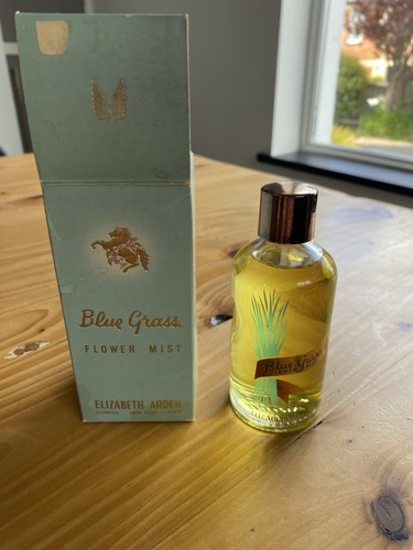 Vintage blue grass flower mist - blue,