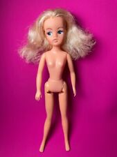 Basic Pedigree Sindy blonde 12" fashion doll pretty face