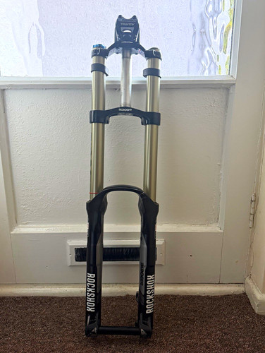 Rockshox boxxer - rc, 26”