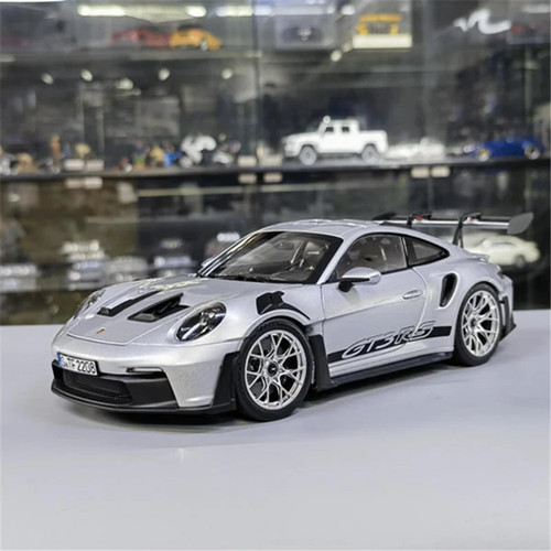Porsche 911 992 - 1:36,