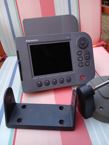 Raymarine a57d chartplotter - a57d,