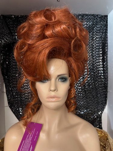 Vegas girl wigs look - ,