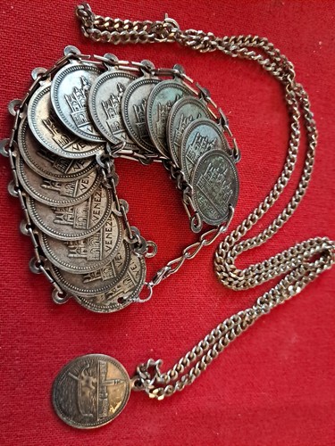 Vintage souvenir coin - souvenir, bracelet