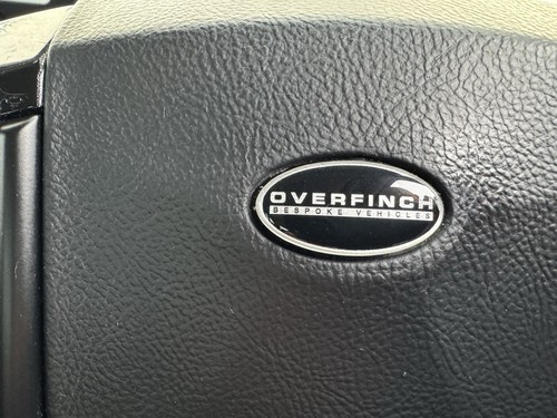 Small overfinch badge - small,