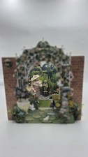 Diorama / Dolls House Girl In
