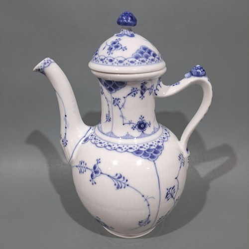 Royal copenhagen porcelain - copenhagen,