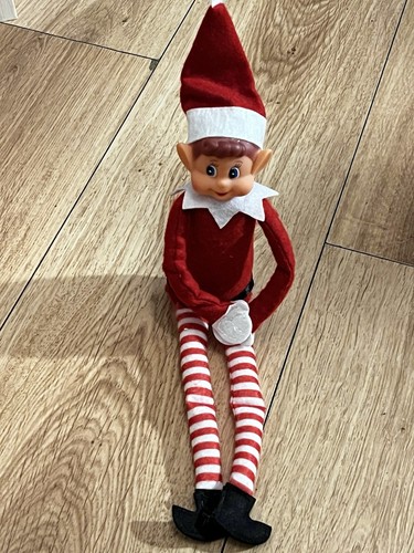 Elves behavin badly christmas - elves,