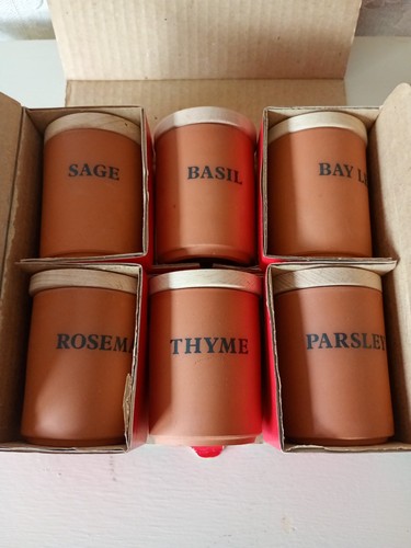 Vintage habitat set - vintage,