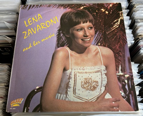 Rare lena zavaroni - -,