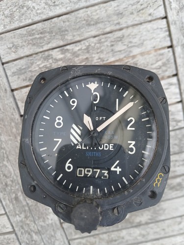 Aircraft altimeter 1960 - 1960's, eara