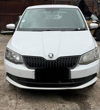  SKODA FABIA Estate 2017 Mk3 (NJ) O/S Drivers Right Front Halogen Headlight