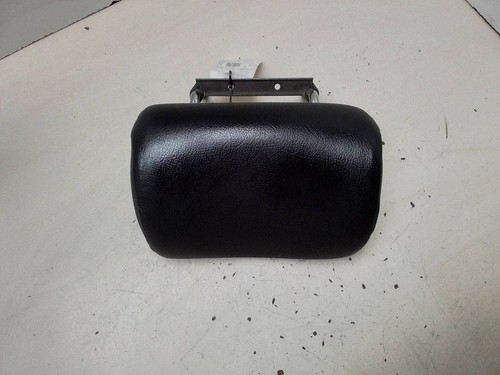 Saab 2005 rear seat head - 9-5,