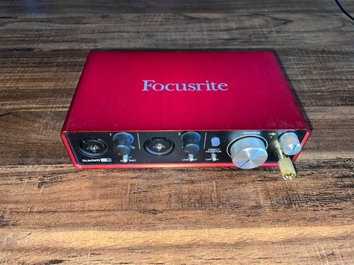 Focusrite scarlett 2i2 - scarlett,