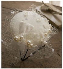Pillbox Hat Mesh Pearl Veil