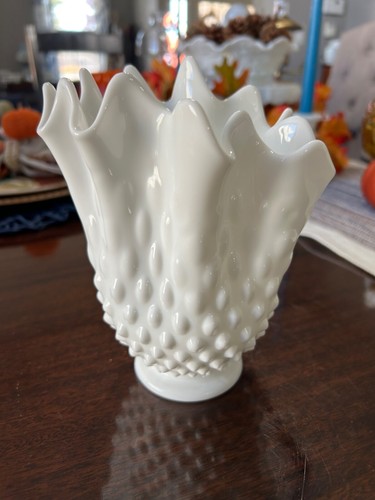 Vintage fenton white - vintage, milk