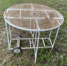 Vtg wrought iron patio  Garden