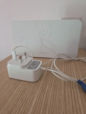 Sky Q SE210 Wireless Booster 4