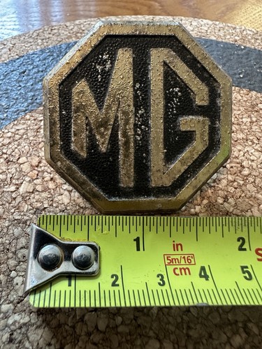 Mgb badge genuine - ,