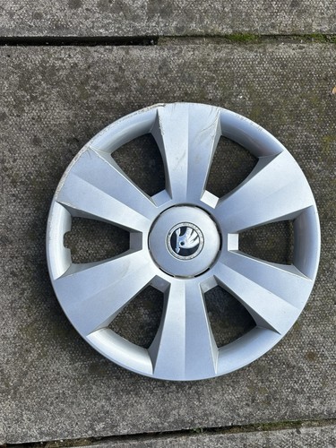 Skoda fabia wheel trim x - skoda, 15"