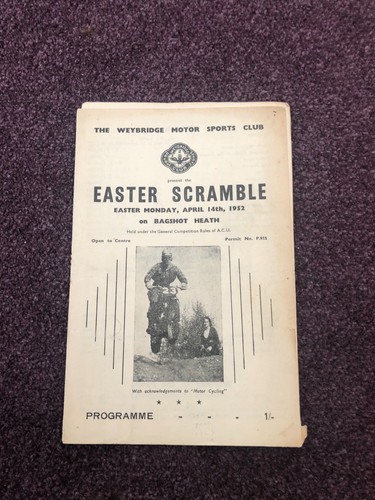 Motor cycle racing scramble