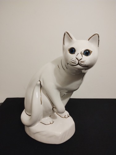 Vintage large white cat - vintage,