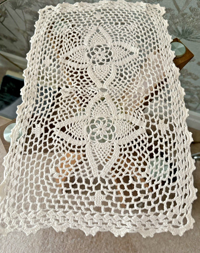 Vintage white cotton hand - vintage,
