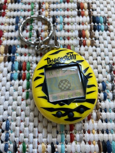 Vintage tamagotchi 1997 - tamagotchi, p2