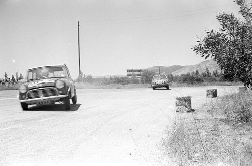 Mini cooper leads ford - mini,