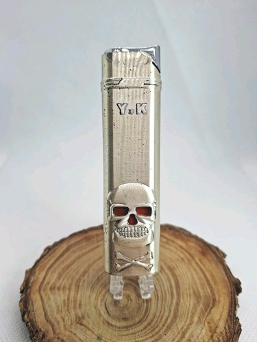 Lovely silver slim lighter - silver,