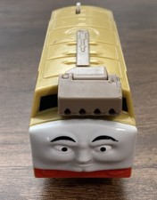 tomy trackmaster thomas the tank engine train diesel 10 