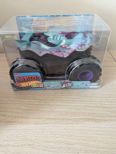 Hot wheels monster trucks - hot,