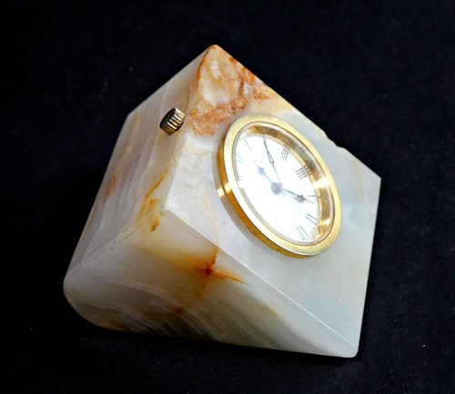 Miniature analogue desk - analogue, clock