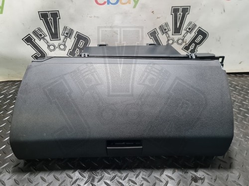 Mercedes benz glove - mercedes-benz, box