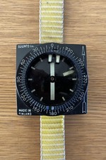 Vintage SUUNTO Scuba Diving Wrist Compass Made In Finland WORKING Original Strap