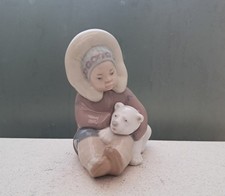 Lladro 1195 Porcelain Figurine